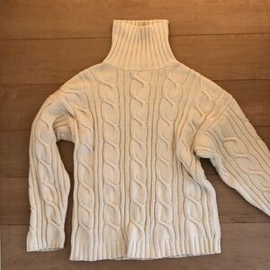 Club Monaco, medium, cream, 100% cotton, cable knit,fisherman’s sweater,vintage